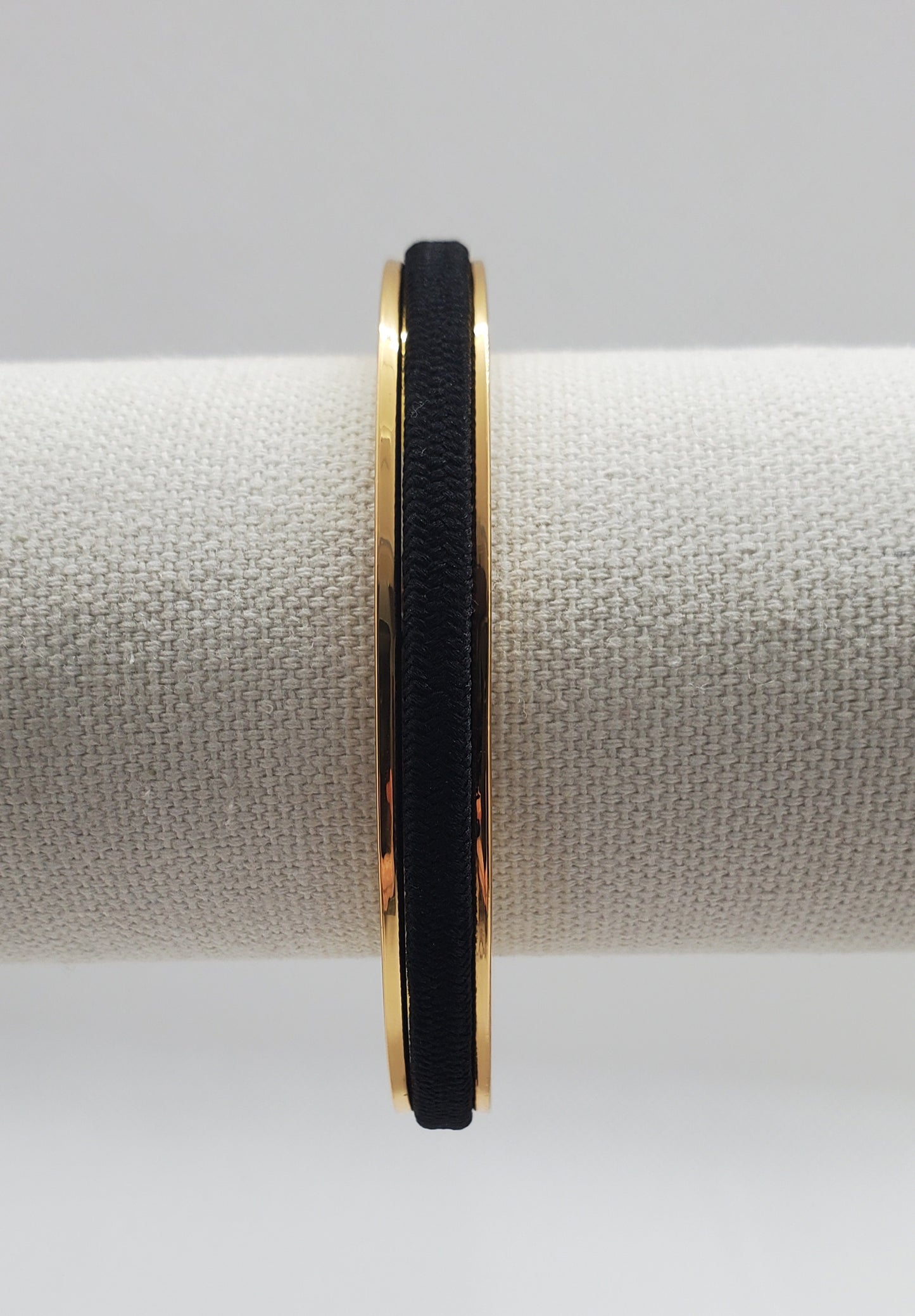 Smooth and Comfortable Convertible Bangle Bracelet