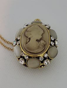 Tiger Eye Classic Cameo Pendant Necklace with Modern Twist