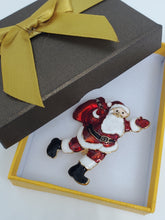 Load image into Gallery viewer, Merry Christmas Brooches
