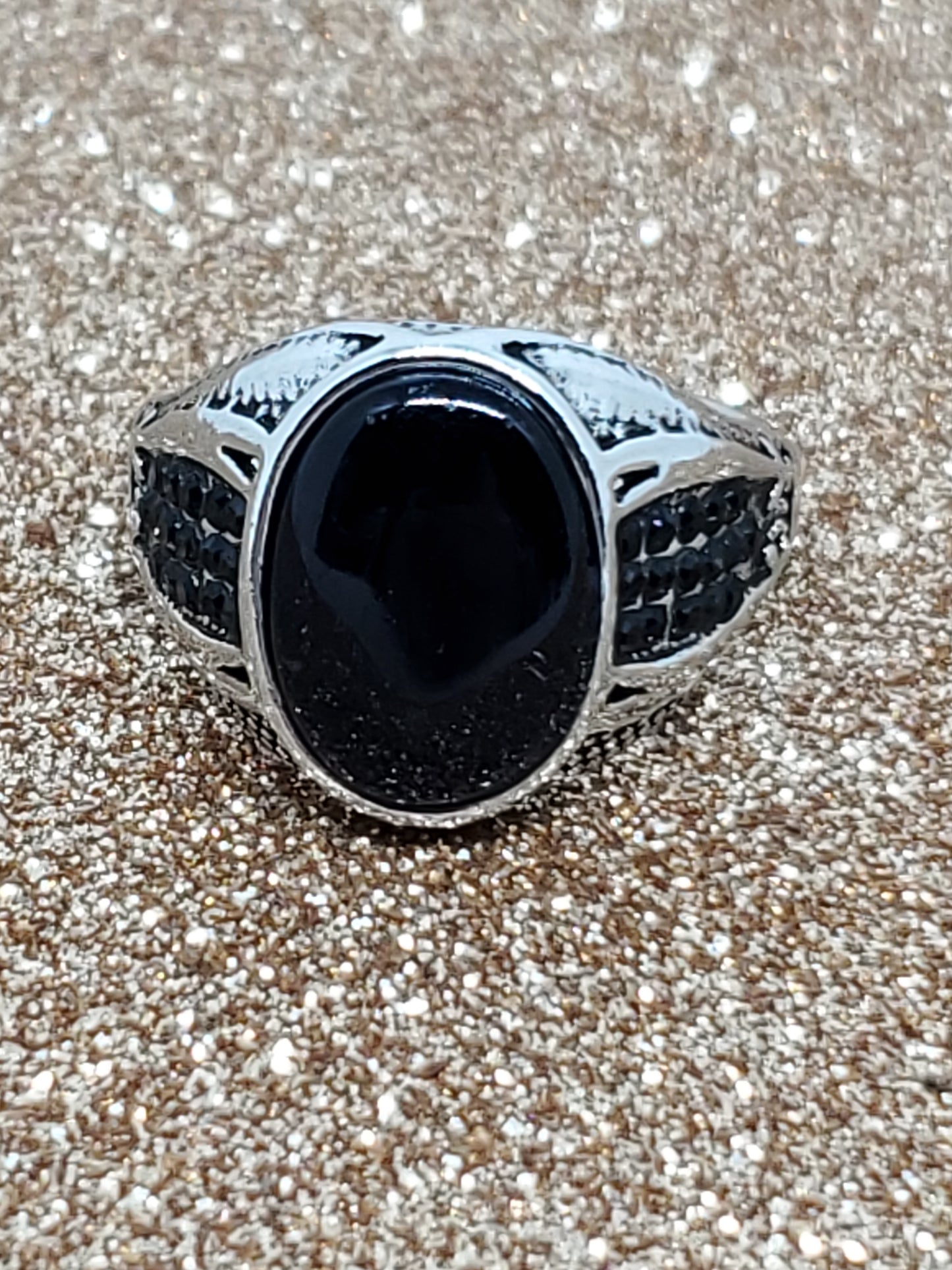 Men's Black and Silver Ring Size 10, 12