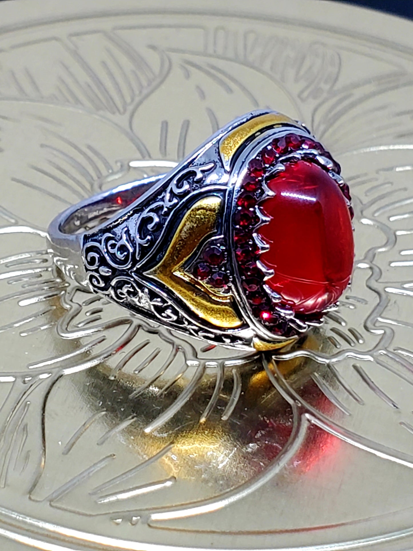 Men's Two Tone Red Agate Ring Size 9.5, 11