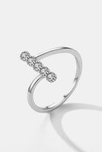 Load image into Gallery viewer, 925 Sterling Silver Five Zircon Stones Ring
