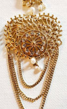 Load image into Gallery viewer, Pretty Ornate Drape Earrings
