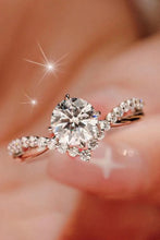 Load image into Gallery viewer, Bold Beauty 1 Carat Moissanite Heart-Shaped Ring
