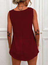 Load image into Gallery viewer, V-Neck Curved Hem Tunic Tank
