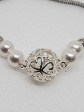 Load image into Gallery viewer, Silver Bead and Pearl Bracelet
