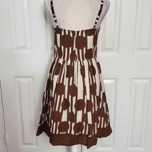 Load image into Gallery viewer, Vintage Adorable Geometric Print Dress Size 8
