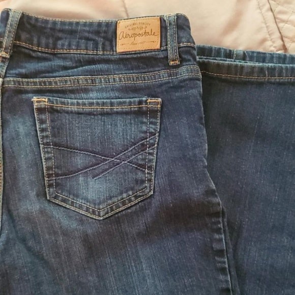 Aeropostale Bayla Skinny  Size 6