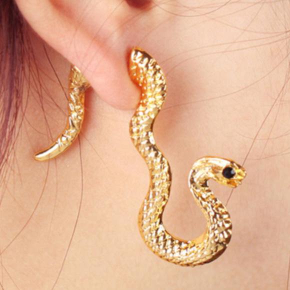 Alchemy Serpent Single Earring Earrimg Whimsicalia 