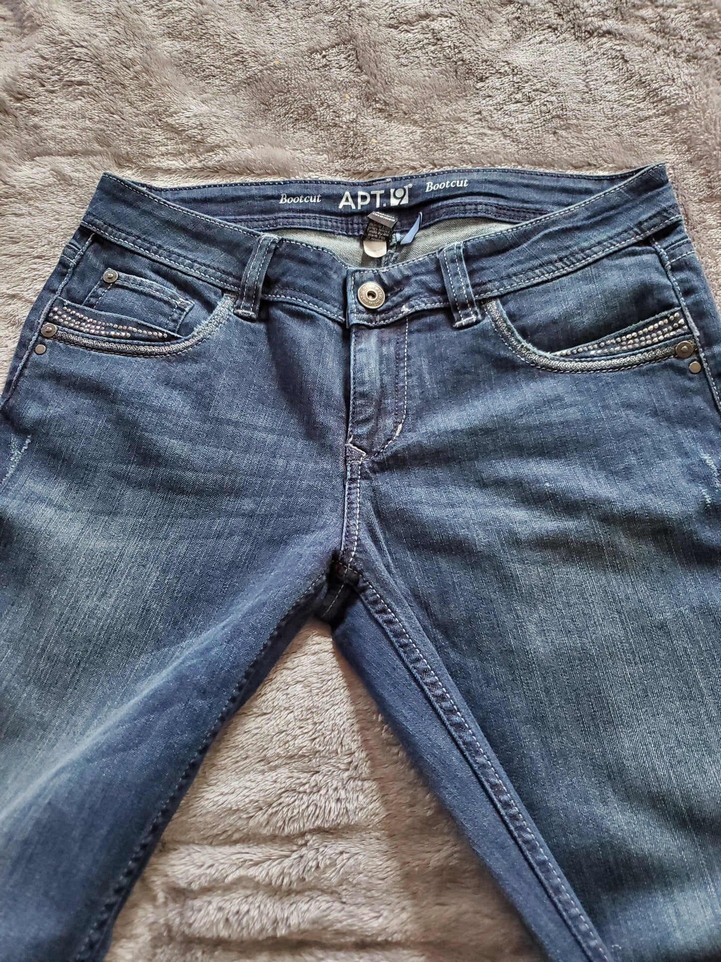 Apt 9 Jeans  Size 8