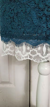Load image into Gallery viewer, White Lace Skirt/ Dress Extender

