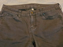 Load image into Gallery viewer, Jennifer Lopez Straight Leg Jean&#39;s Sz 6 - WHIMSICALIA
