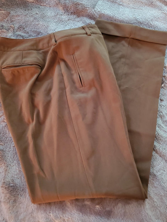 Larry Levine Ladies Slacks Size 6