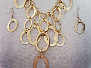 Oval Shape Hoop Necklace and Earrings