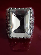 Load image into Gallery viewer, Quartz Ring in Silver Size Size 8, 9.5

