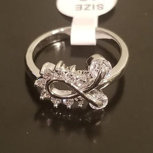 Load image into Gallery viewer, Sparkling Love Knot Ring

