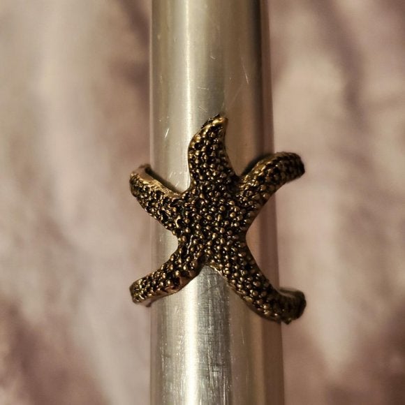 Starfish Ring - WHIMSICALIA