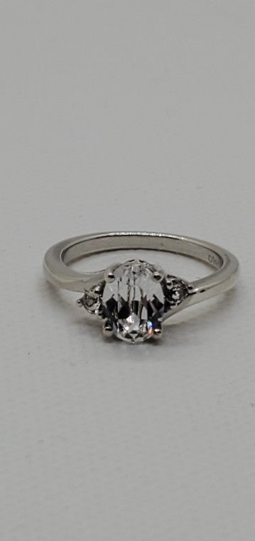 Women's White Crystal Platinum Ring Size 6