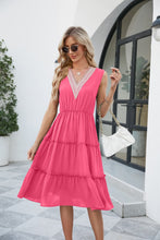 Load image into Gallery viewer, Contrast V-Neck Sleeveless Tiered Dress
