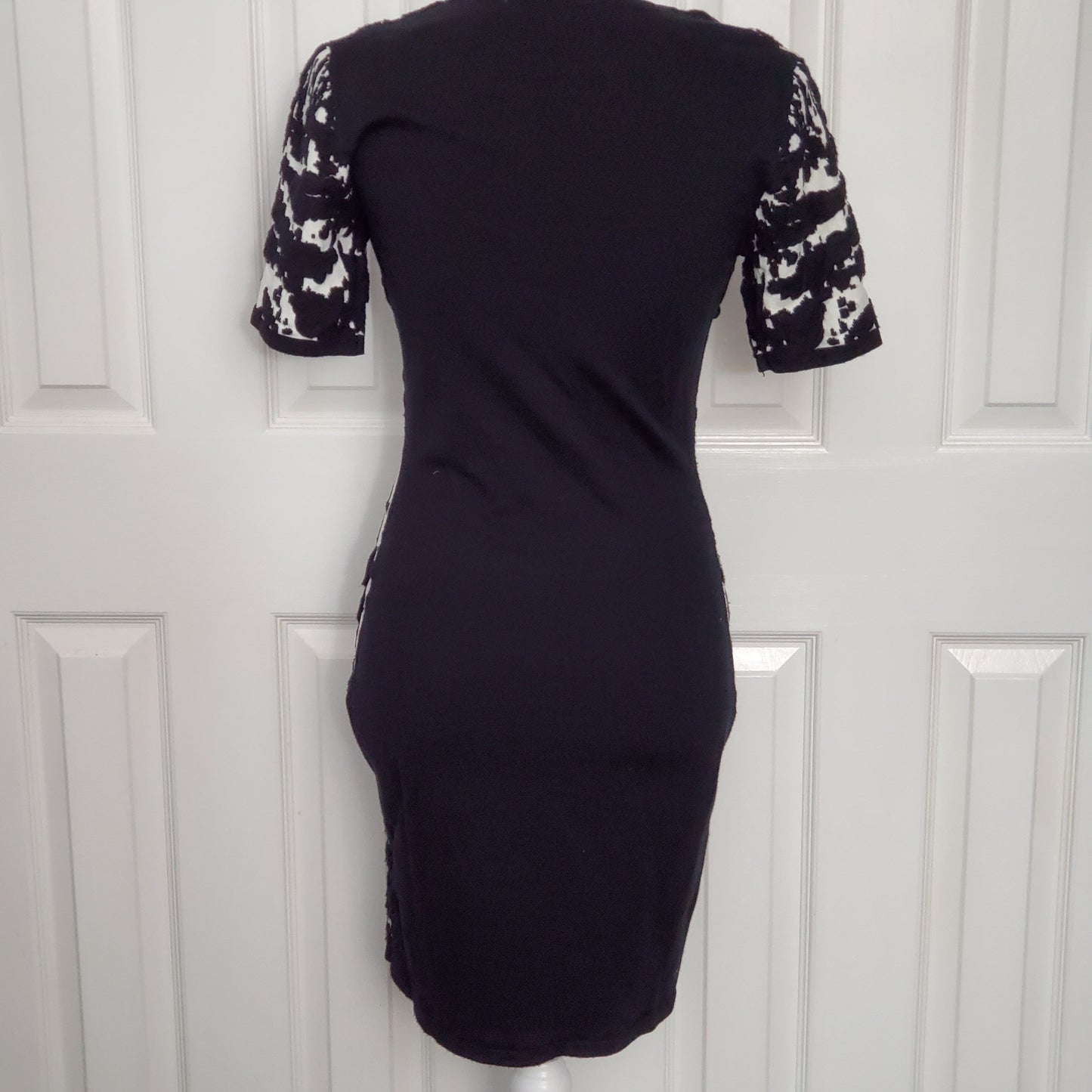 Abstract Print Black & White Sweater Dress - Size Medium