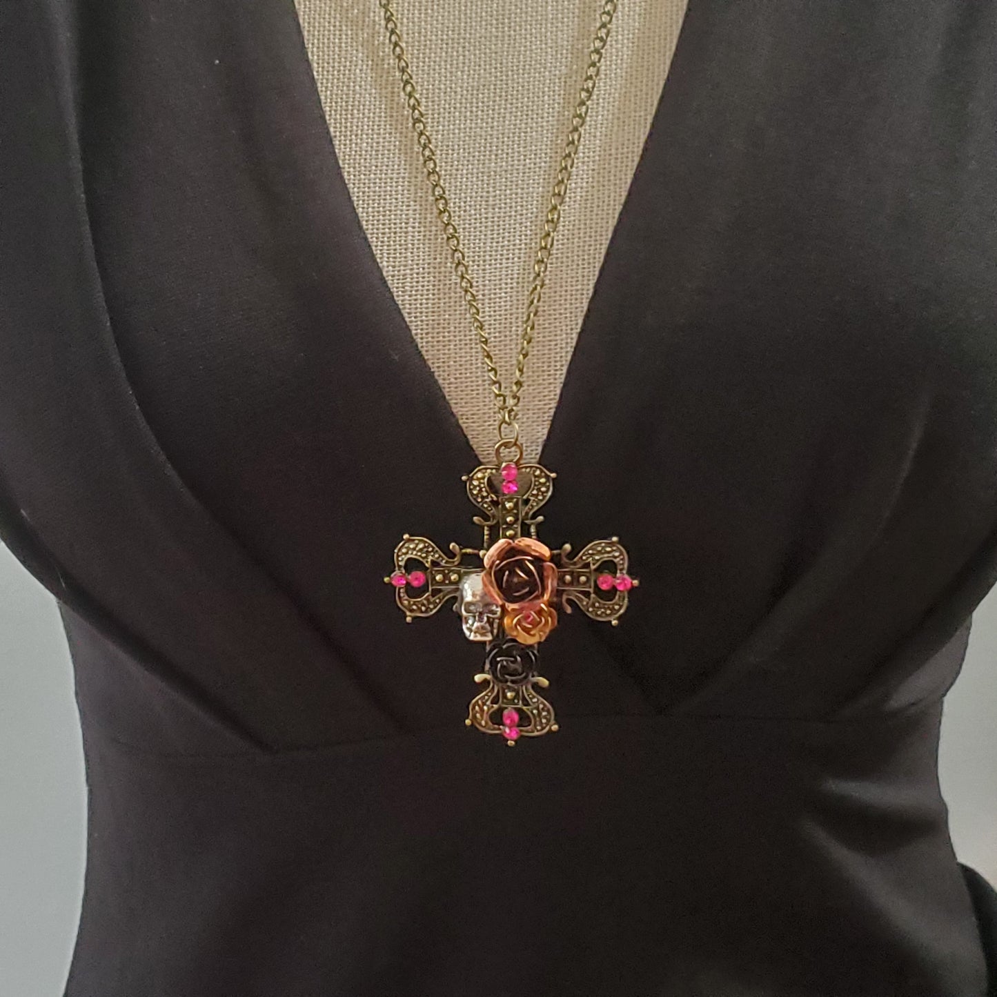 Retro Skull, Flower and Cross Necklace