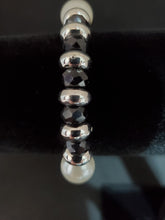 Load image into Gallery viewer, Glass Bead Stretch Bracelets
