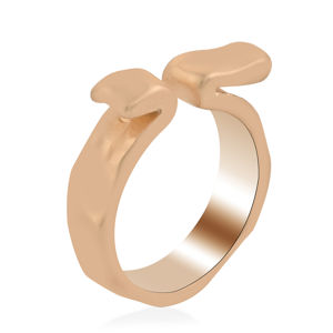 Gold Omega Ring (Size 7)