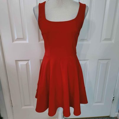 Lulu's Sleeveless Red Skater Square Neck Dress Size Medium